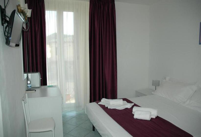 اتاق استاندارد, Albergo Dei 10 Colori