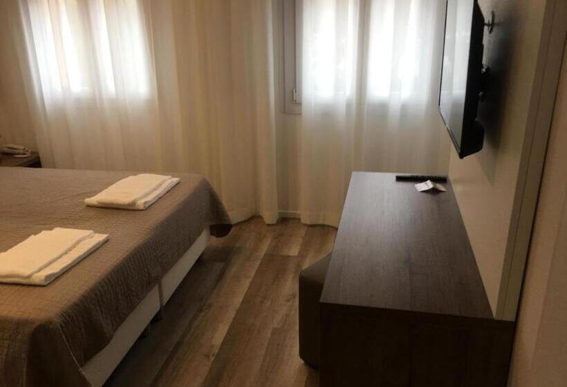 豪华房间, Albergo Rosa