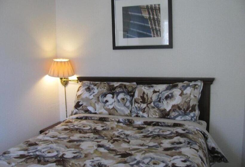 Standard Szoba, Motel De L'outlet