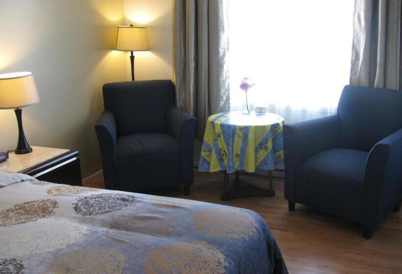 Standard Szoba, Motel De L'outlet