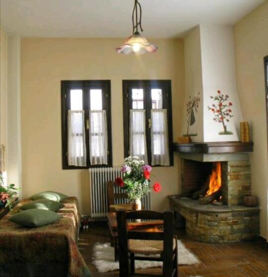 Полулюкс, Guesthouse Filokalia