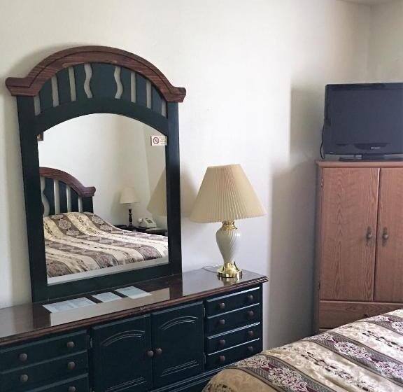 Номер Стандарт, Hunters Lodge Motel