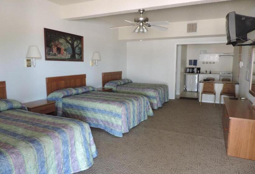 Номер Стандарт Трехместный, Hunters Lodge Motel