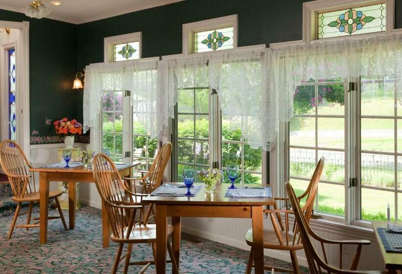 Люкс Кровать Кинг, Inn At The Park Bed And Breakfast