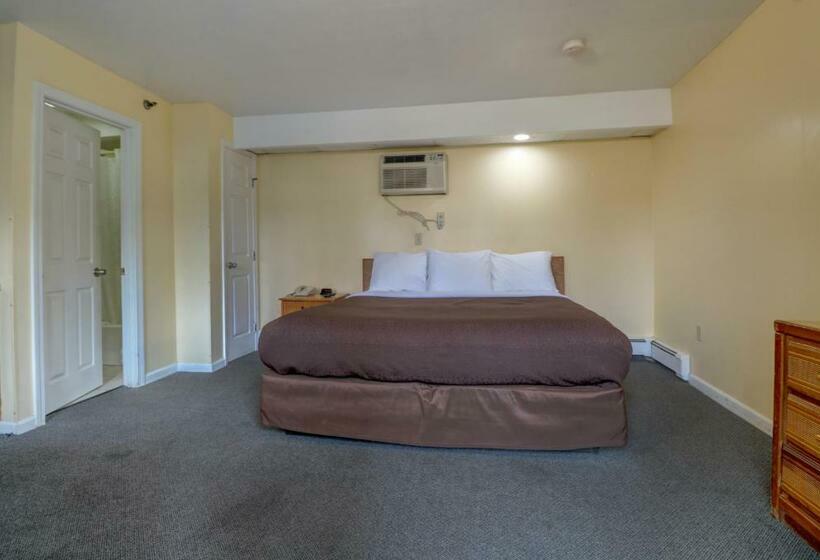 חדר סטנדרט עם מיטת קינג, Brookside Inn & Cottages