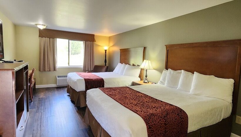 غرفة ديلوكس سرير ملكى, Cowlitz River Lodge