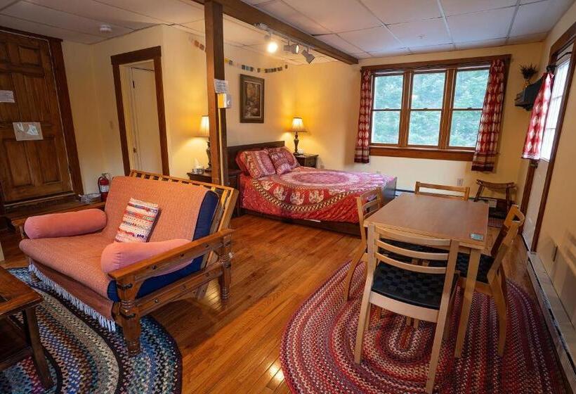 Номер Deluxe, The Notch Hostel