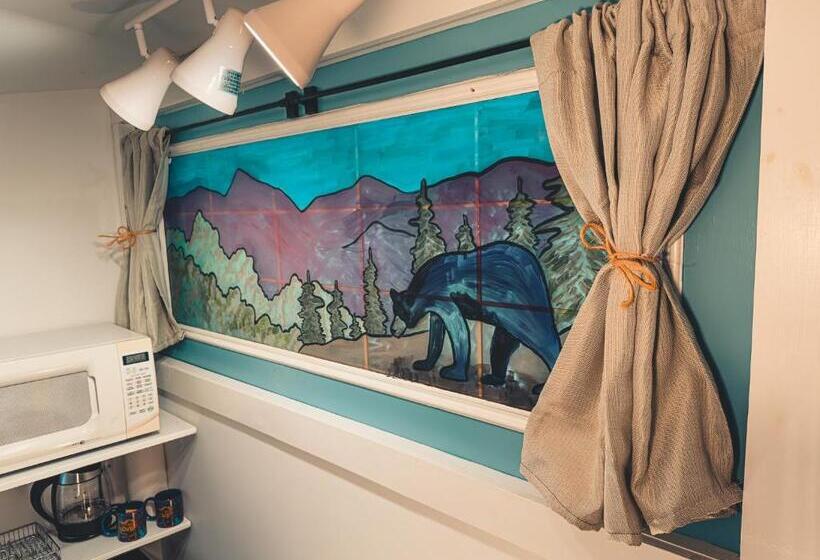 Номер Стандарт, The Notch Hostel