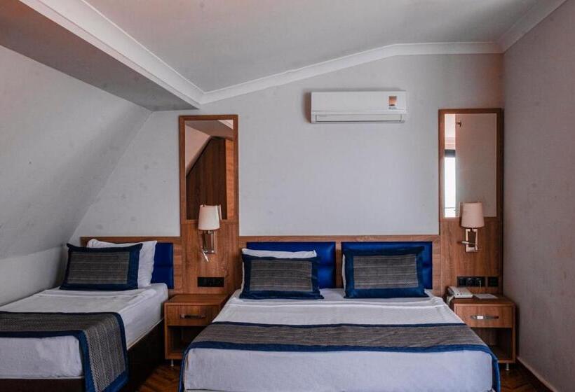 Номер Стандарт Трехместный, Relax Beach