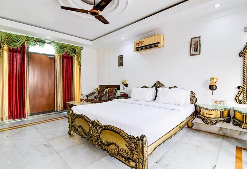 Трехместный Номер Классика, Palette   Beachfront Elegance Resort