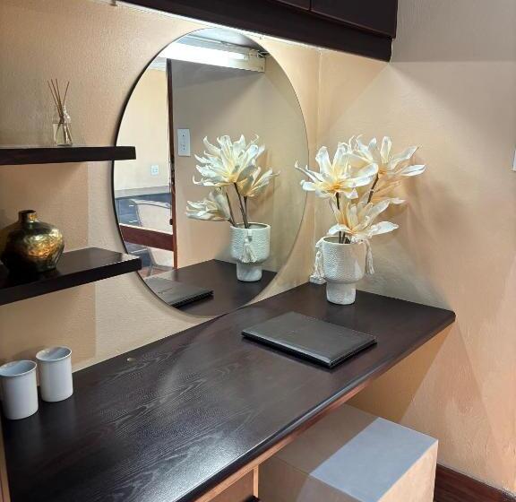 Семейный Номер Вид на Сад, Accommodation Bedfordview   Hethersett Guesthouse