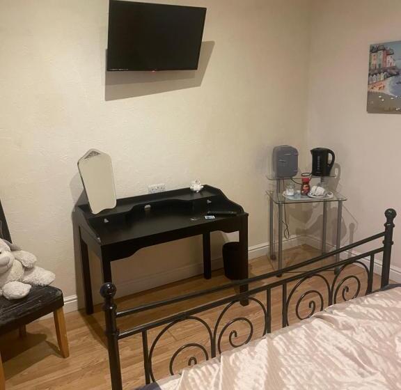 Номер Стандарт, Dolphin Inn