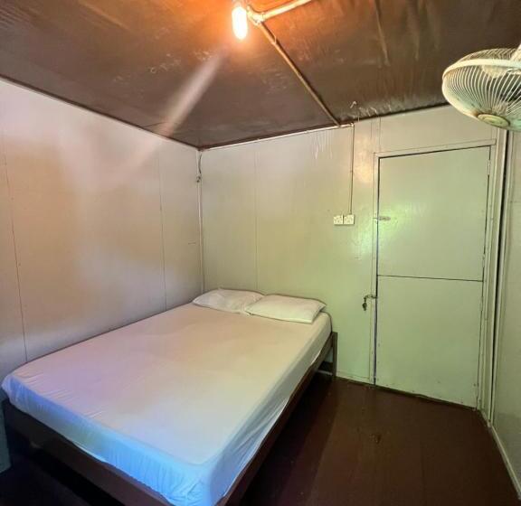 Номер Стандарт Совместная Ванная, Ohlala Rooms