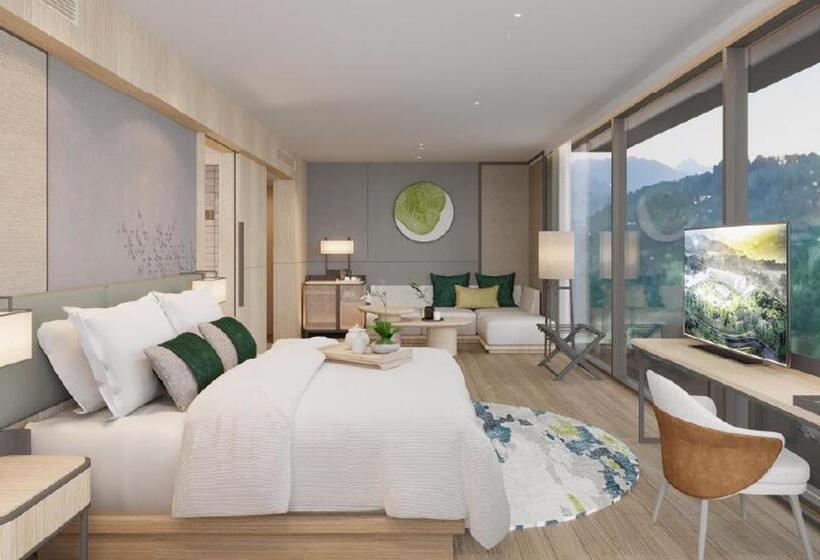 이그제큐티브 스위트, The Suites By Royal Tulip Gunung Geulis Resort & Golf