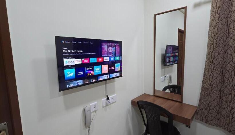 اتاق لوکس با تخت بزرگ, Nj Residency