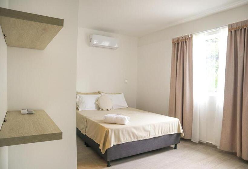 اتاق سوپریور یک تخته, Casa Mompa