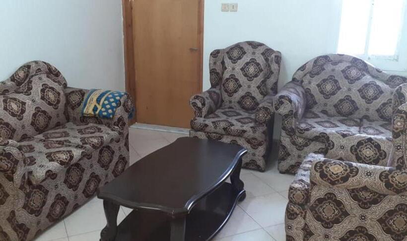 דירת שני חדרים, ليالي السامر للشقق المخدومة