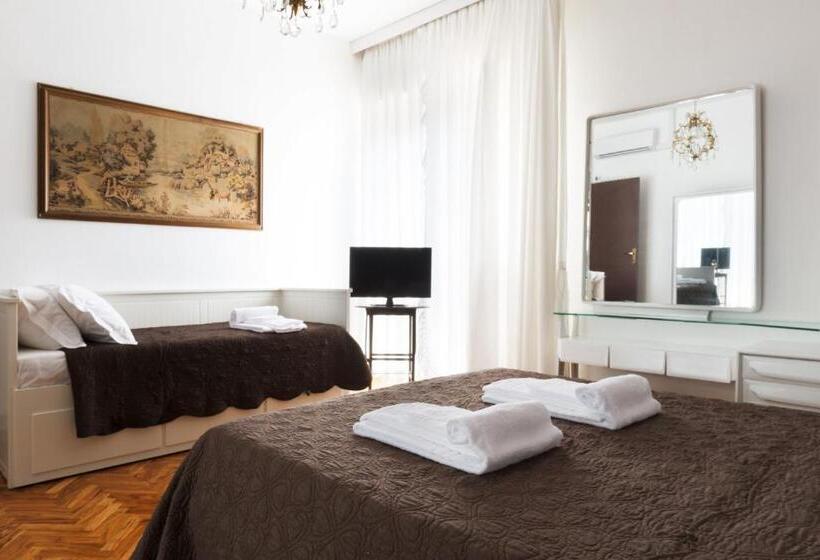 Номер Стандарт Трехместный, Rooms Villa Bergamo Airport