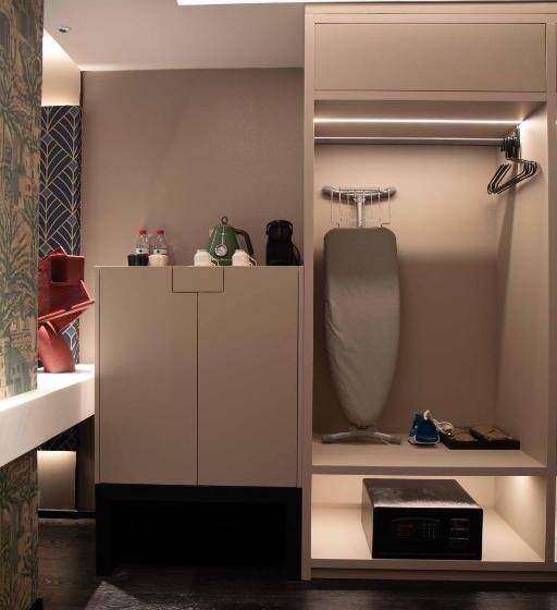اتاق استاندارد با چشم‌انداز, Jinglai Bushe Hotel Bund Nanjing West Road Shanghai