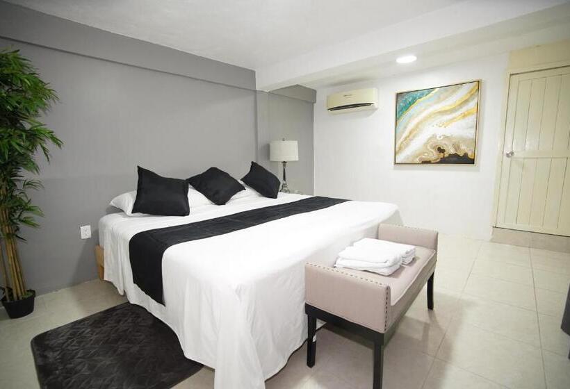 キングサイズベッドのスタンダードルーム, Downtown Hostel Chetumal