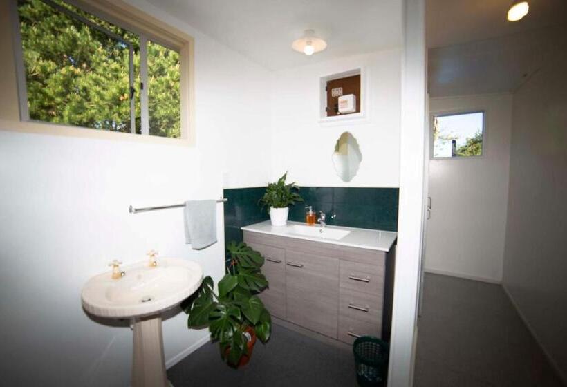 带海景的标准工作室, Surat Bay Lodge By The Sea/backpackers Hostel