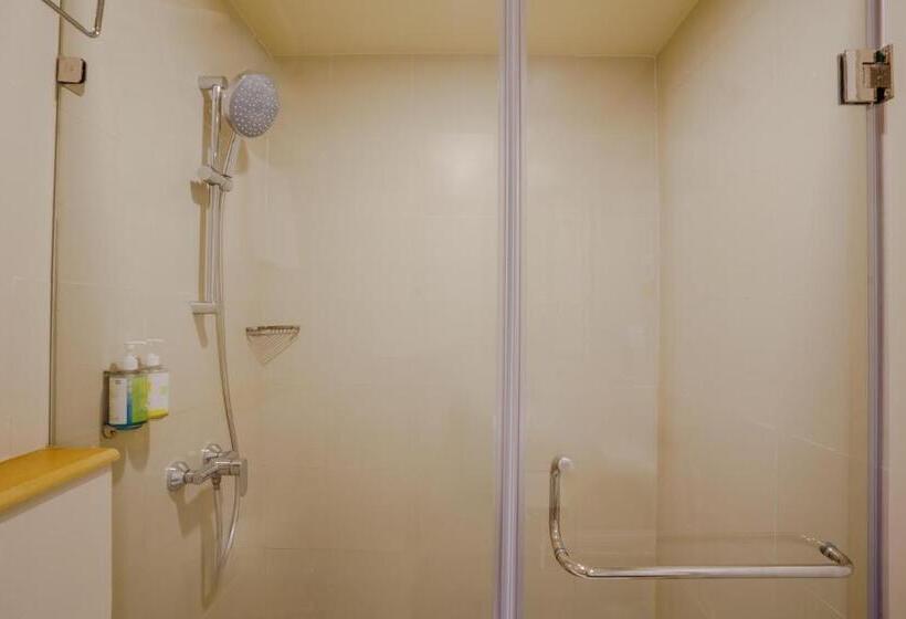 اتاق استاندارد با تخت بزرگ, Bloom Hotel   Karol Bagh