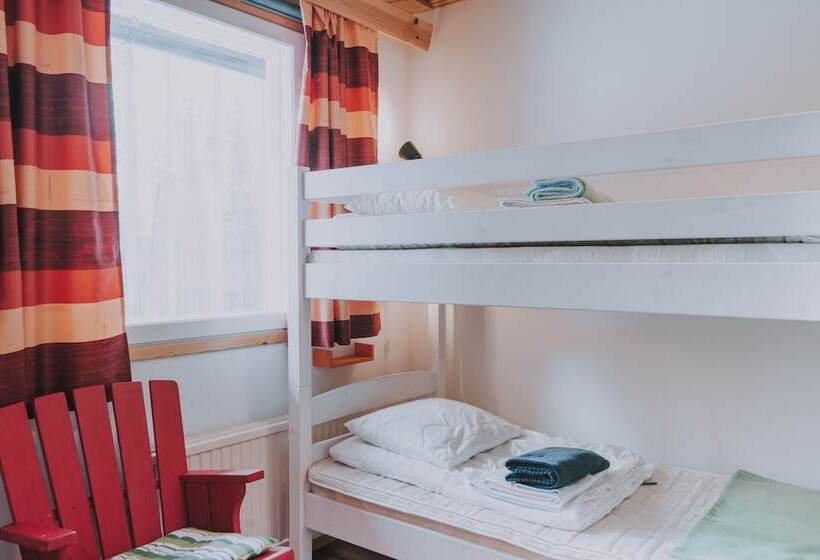 Кровать в Общей Комнате, Kuerkievari Kuerhostel