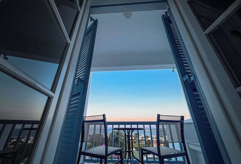 Номер Deluxe Вид на Море, Yaleena Residences