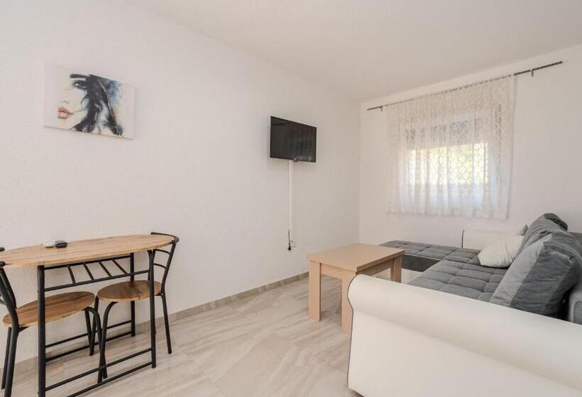Апартаменты 1 Спальня, Guest House Stipanovi Dvori