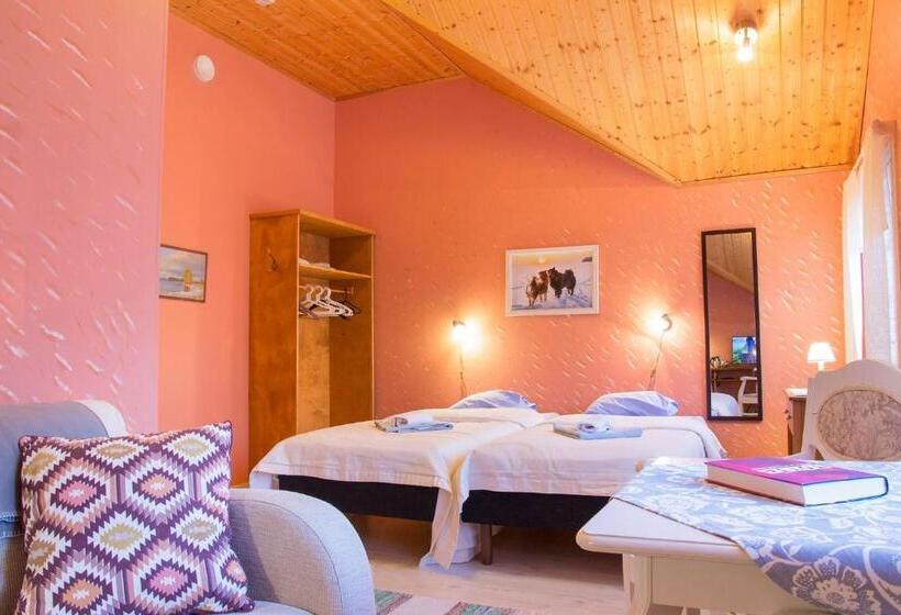 غرفة ديلوكس مزودة بشرفة, Herranniemi Guesthouse