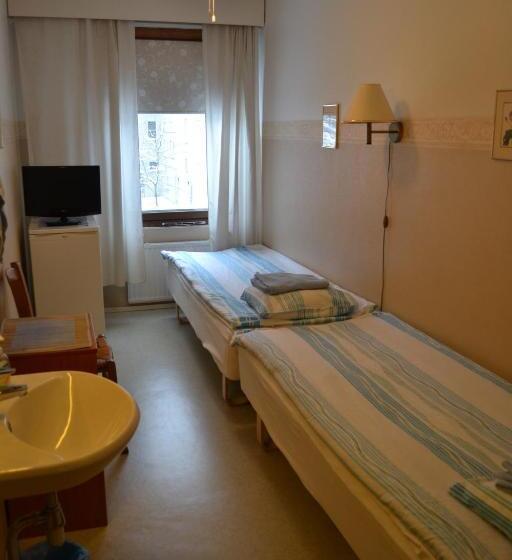 스탠다드 룸 공동 욕실, Hostel Matkakoti Patria
