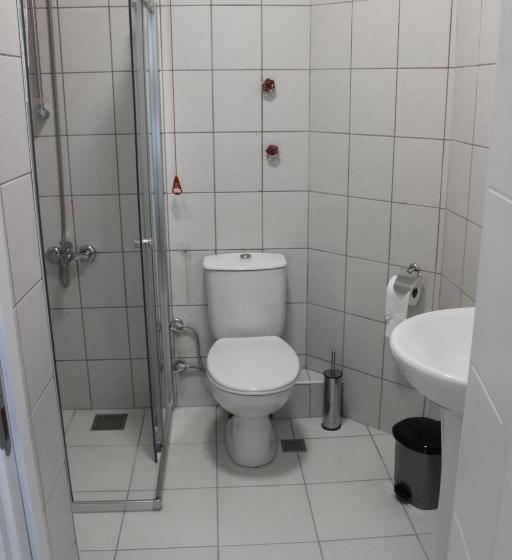 标准单人间, Polem Otel