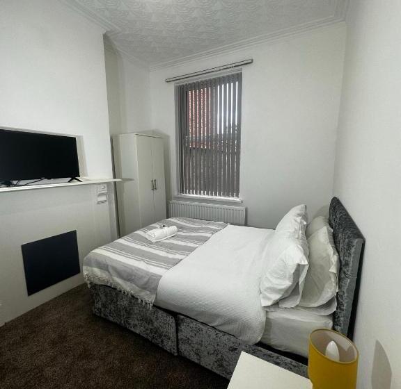 Номер Стандарт Совместная Ванная, Le Crescent Rooms, Room Stays