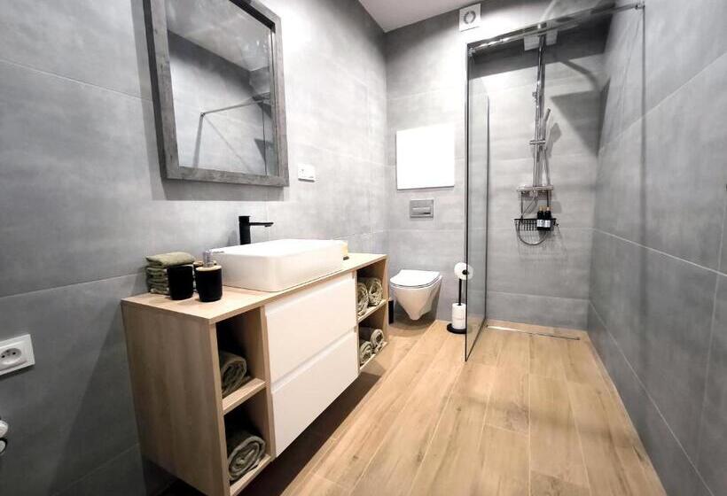 Номер Стандарт, Apartmány Karpatia S Privátnym Parkovaním