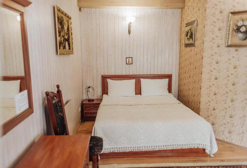 اتاق استاندارد با بالکن, Velyka Vedmedytsya