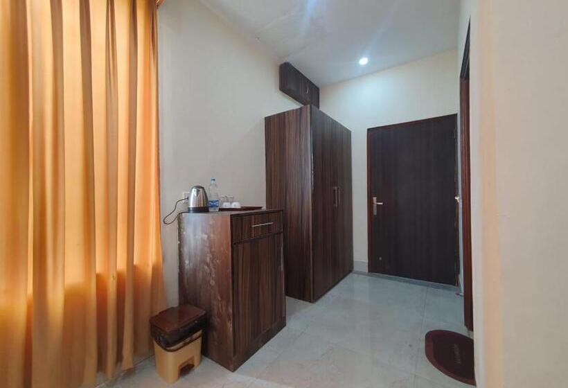 Номер Deluxe, Akash Hotel Managed By Jk Hotels & Resorts
