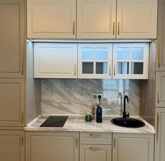 آپارتمان 2 خوابه با چشمانداز دریا, Santa Maria Luxury Suits