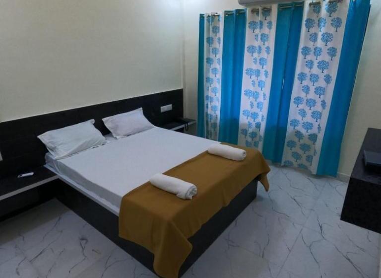 Номер Deluxe, Ocean S Pearl Resort Alibaug