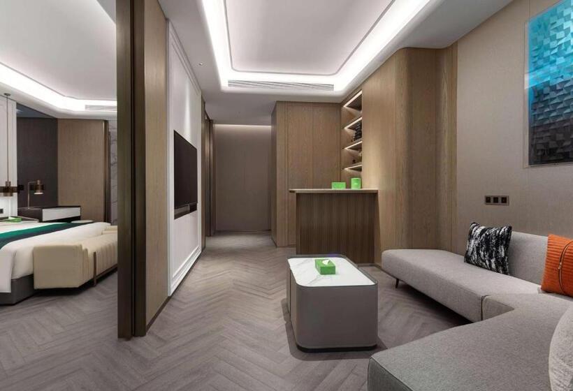 스위트 킹사이즈 침대, Wingate By Wyndham Urumqi Railway Station