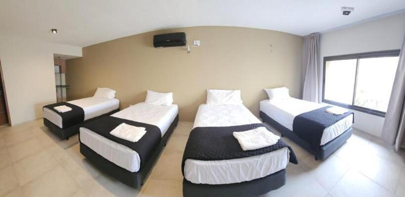 四人高级间, La Quinta Suites