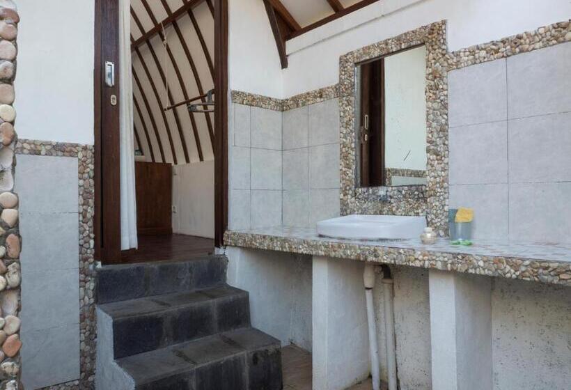 Бунгало Deluxe, Gili Turtle Beach Resort