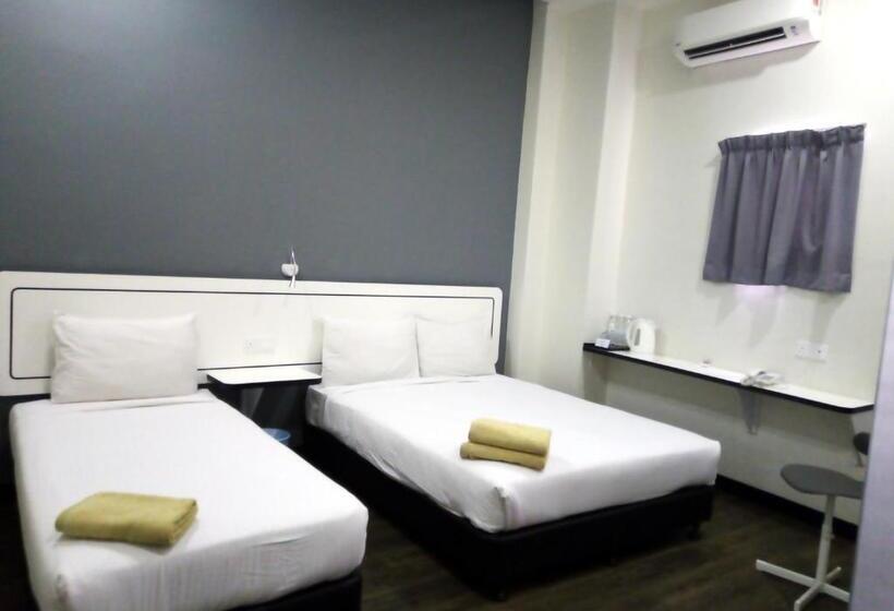 Трехместный Номер Deluxe, Nuevo Boutique Hotel, Kota Kemuning, Shah Alam