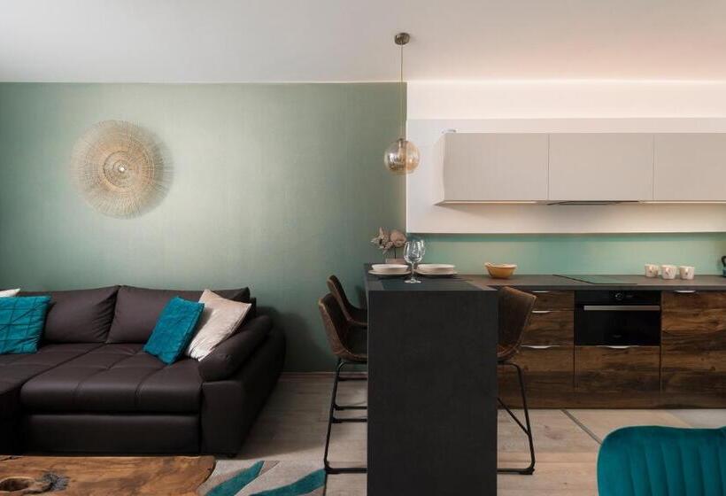 Апартаменты 1 Спальня, Sunset Resort   Lakeside Apartment