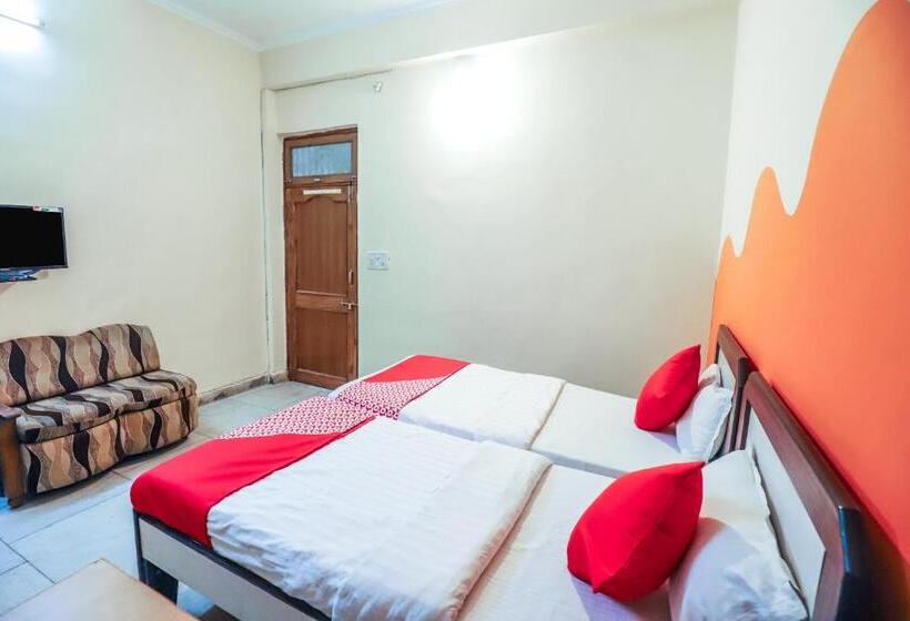 اتاق کلاسیک سه تخته, O Rishabh Guest House