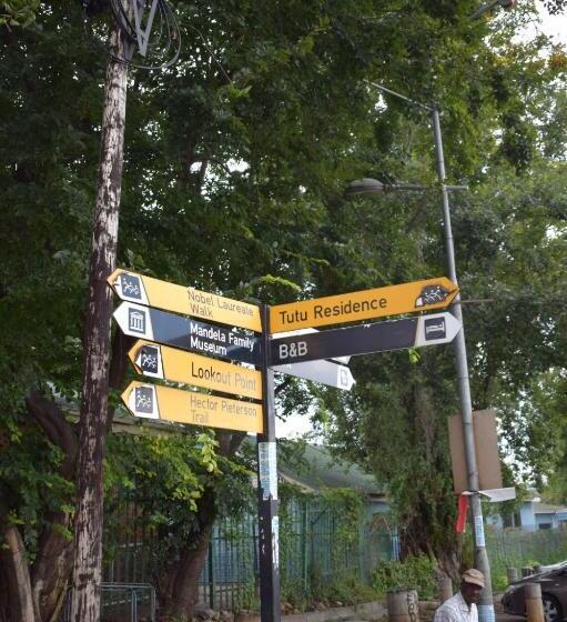 Номер Стандарт, Authentic Bicycle Tours And Backpackers