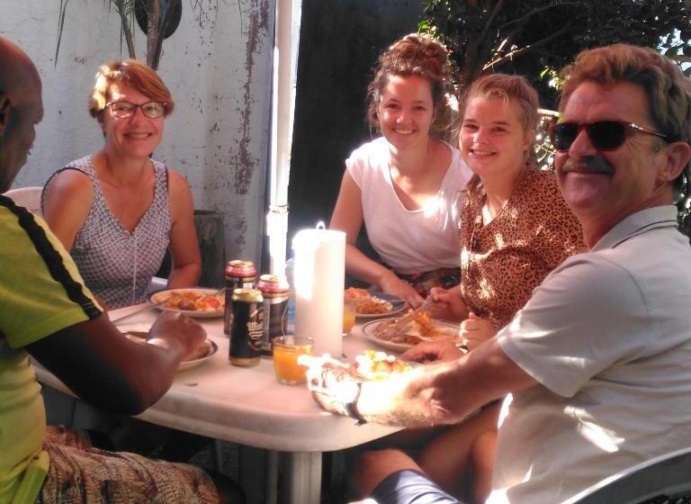 Номер Economy, Authentic Bicycle Tours And Backpackers
