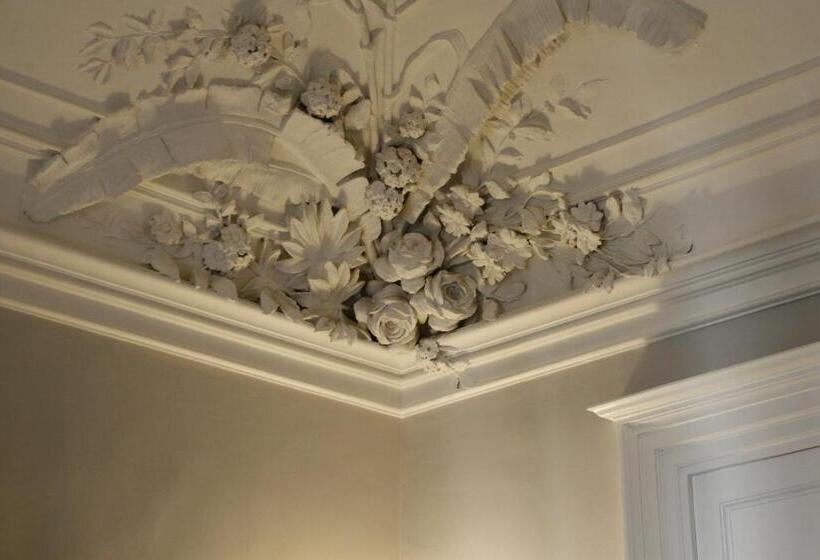 اتاق استاندارد سه نفره, Acquadellarte B&b