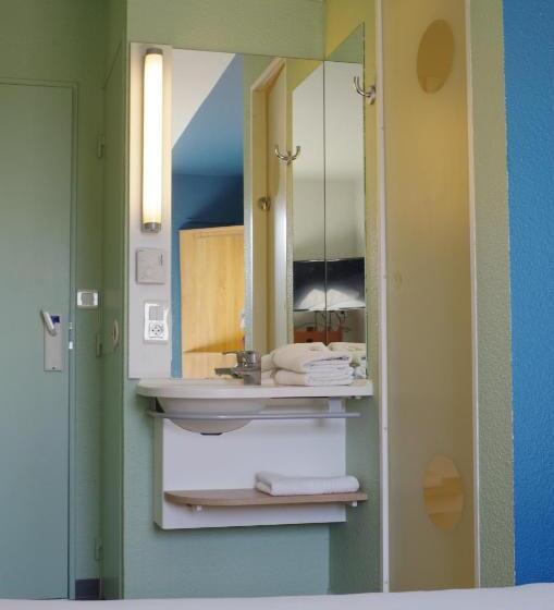 Номер Стандарт, Ibis Budget Narbonne Est