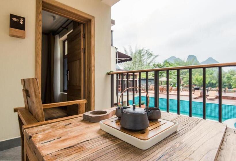 Люкс с Балконом, The Apsara Lodge