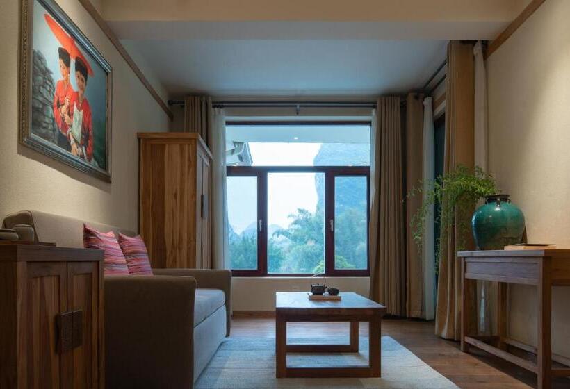 سوئیت با بالکن, The Apsara Lodge